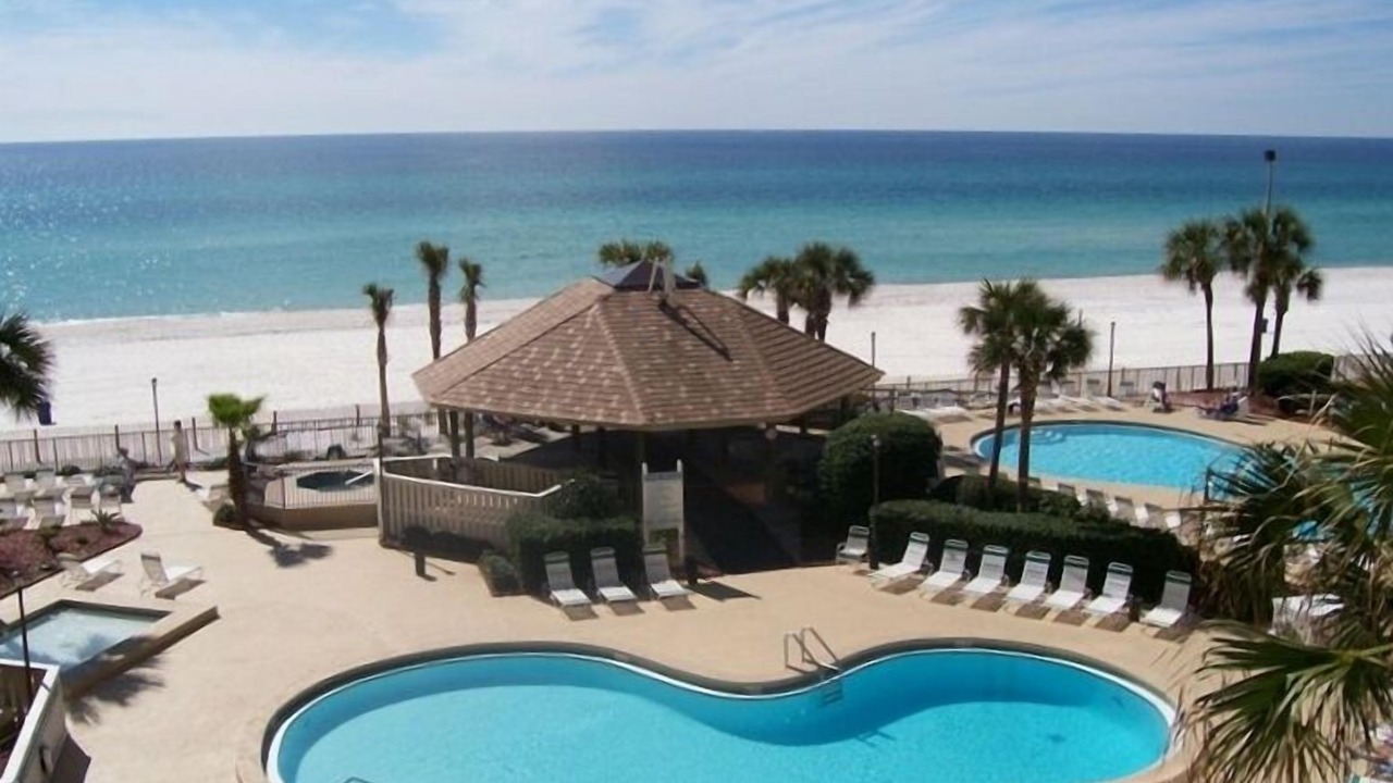 Photo of Patio Balcony in Biltmore Beach