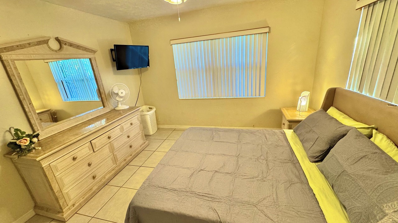 Photo of Bedroom in Pinellas Park