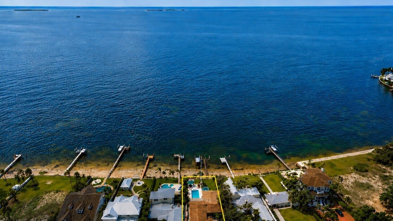 Photo of Outdoor in Crystal Beach