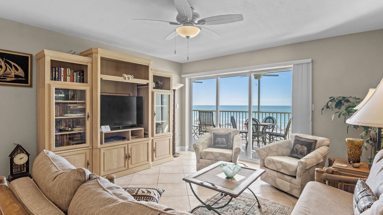 Photo of Livingroom in Bradenton Beach