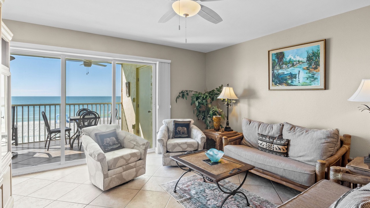 Photo of Livingroom in Bradenton Beach
