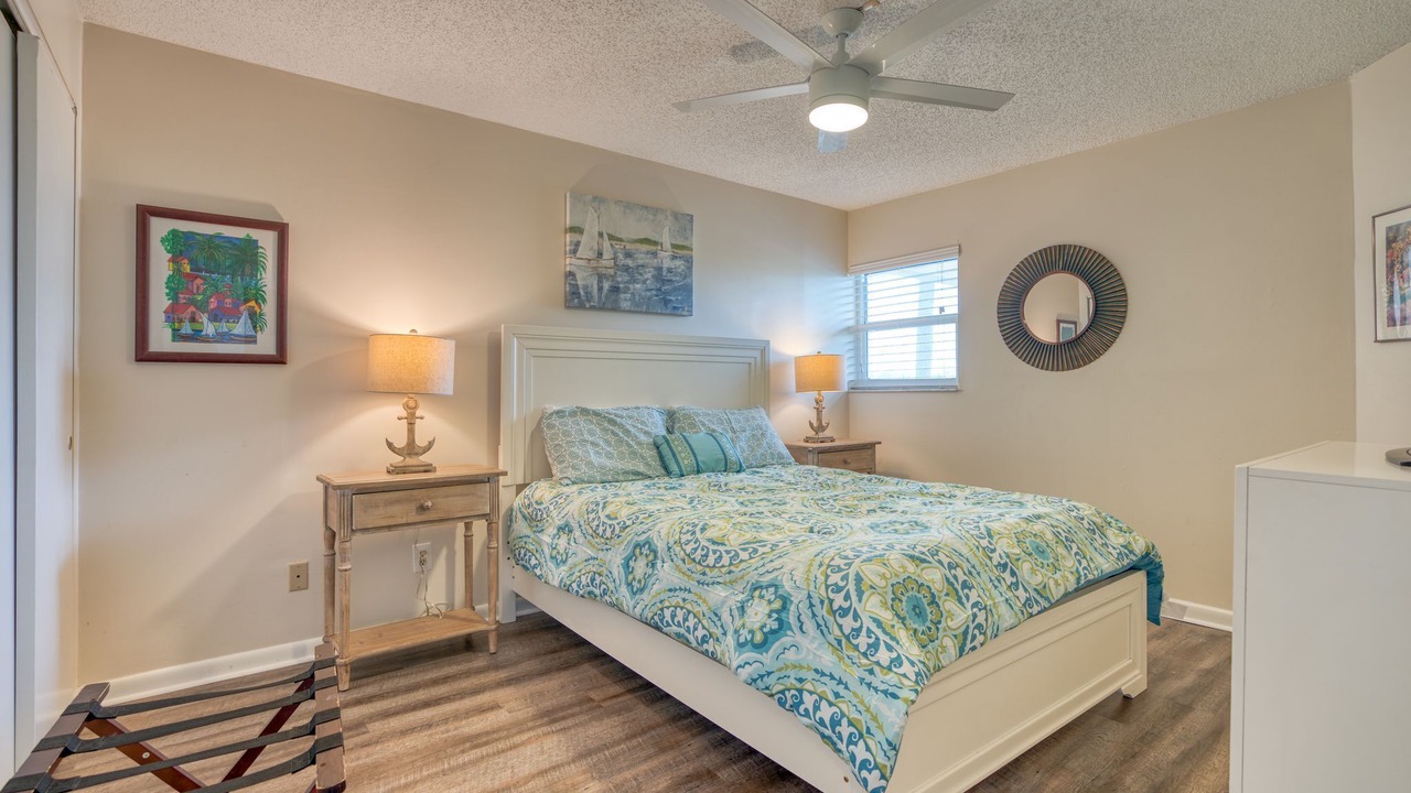 Photo of Bedroom in Butler Beach