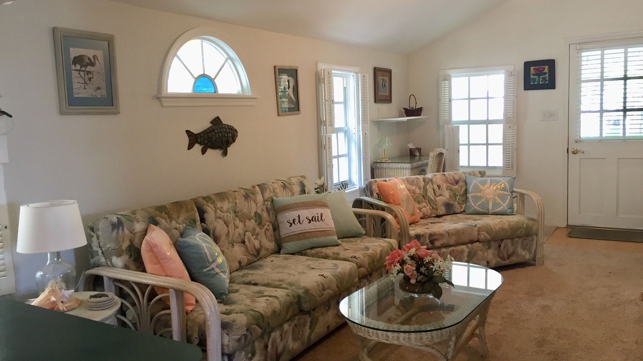 Photo of Livingroom in Cedar Key