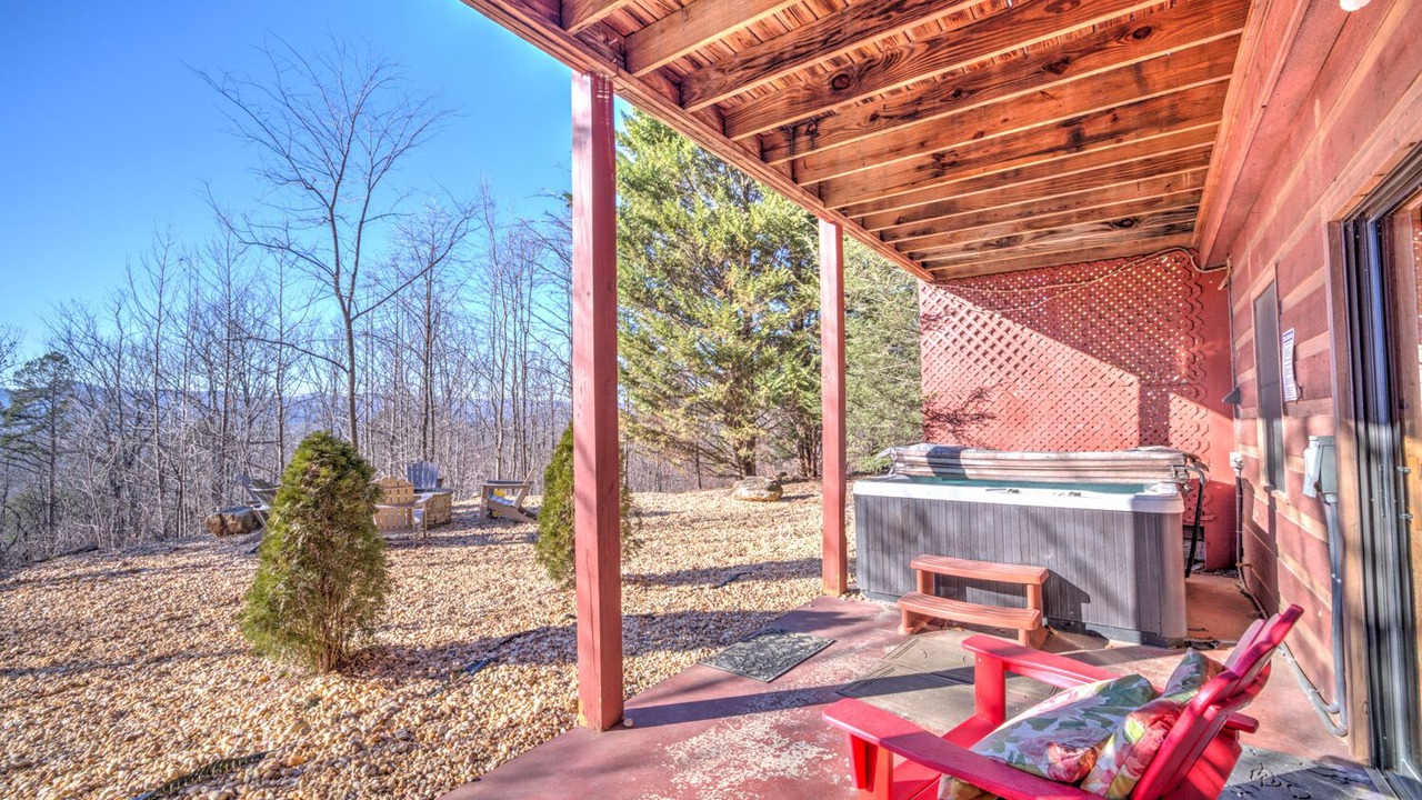 Photo of Patio Balcony in Helen