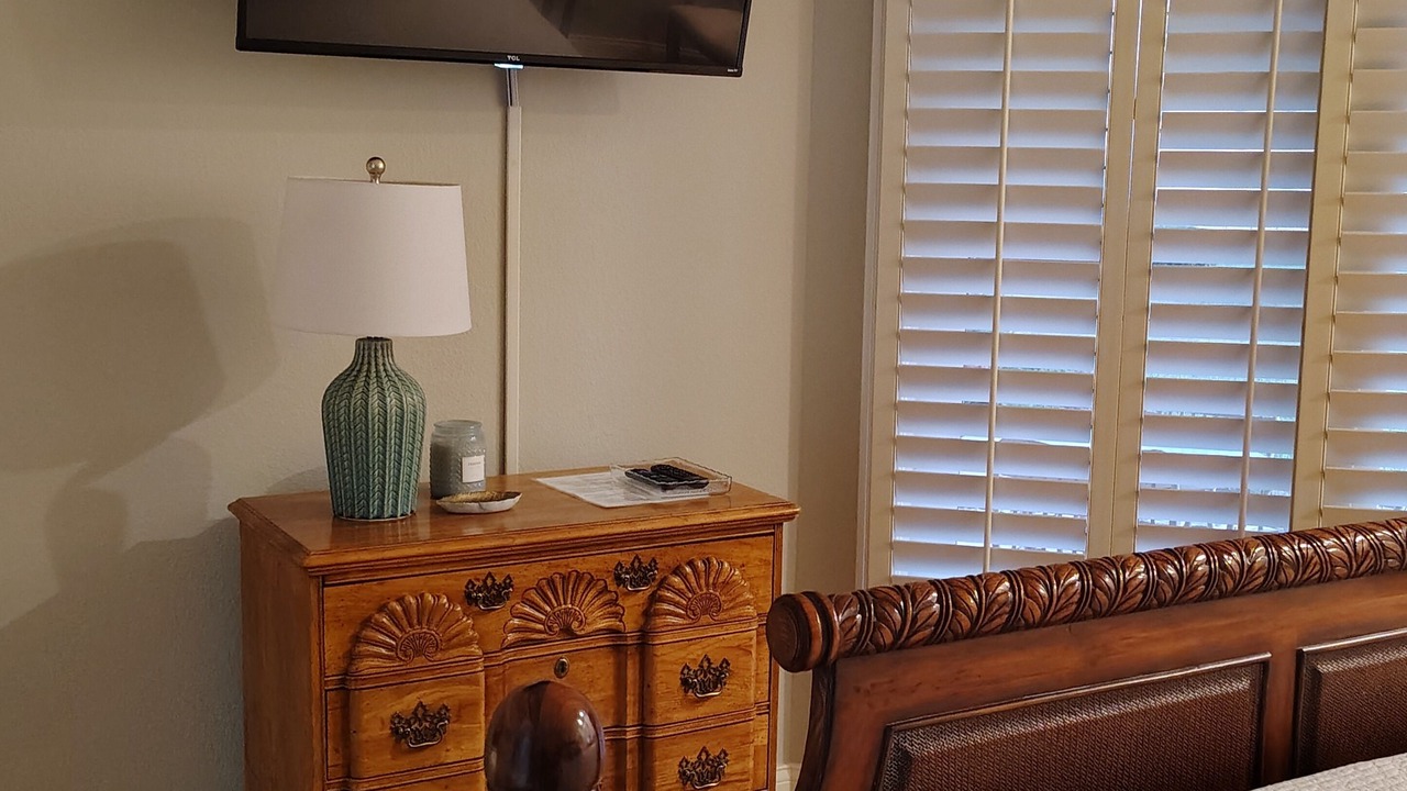 Photo of Bedroom in Beverly Beach