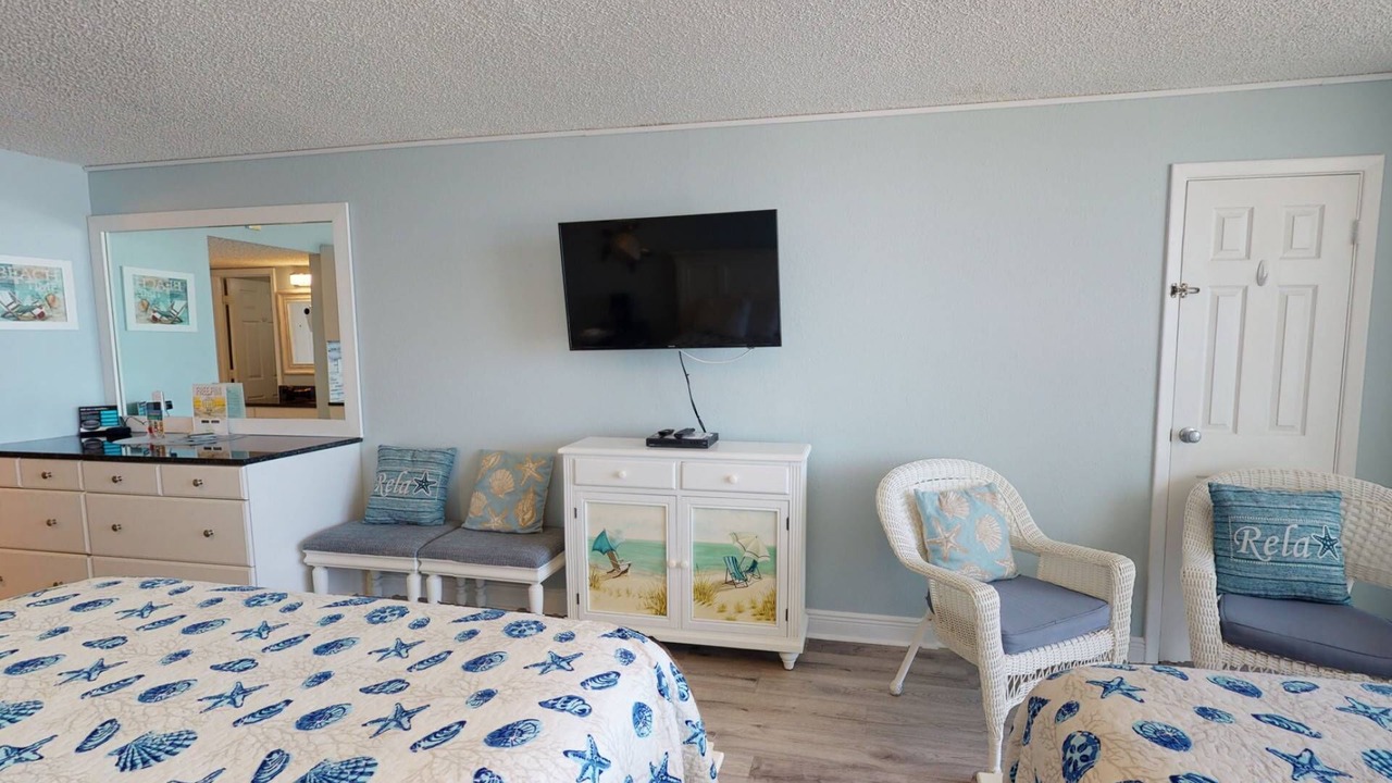 Photo of Bedroom in Treasure Island