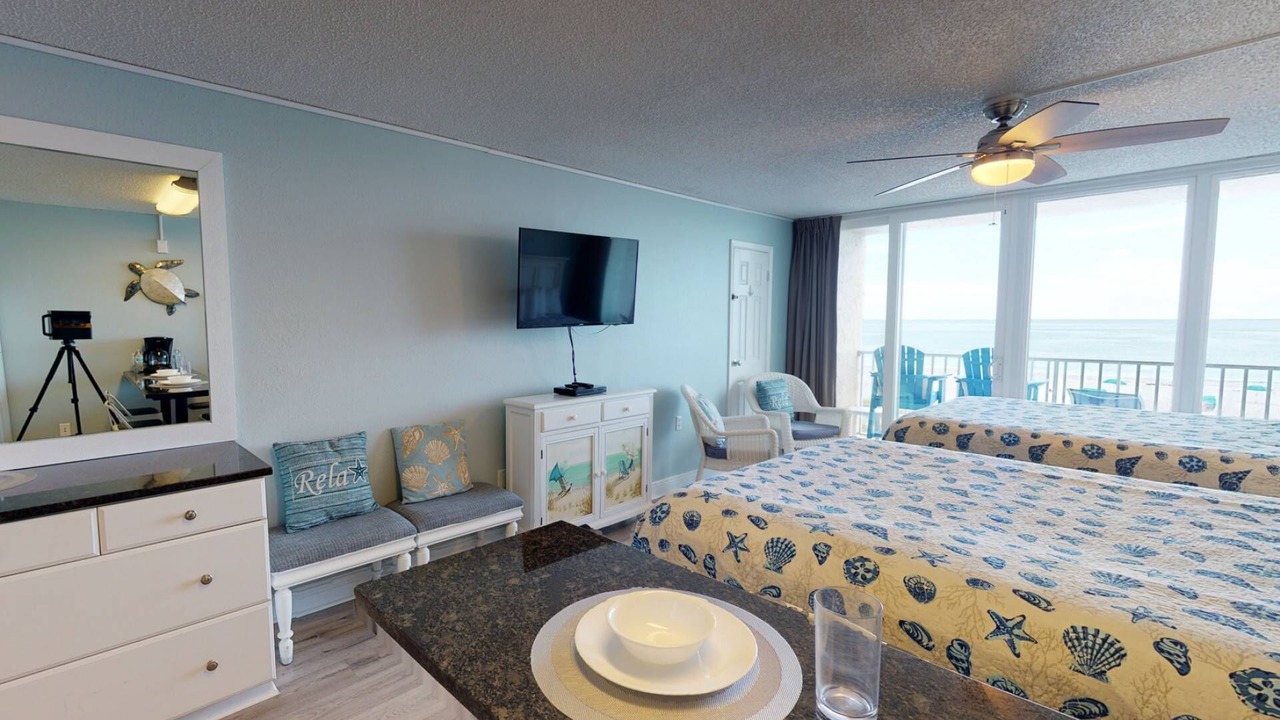 Photo of Bedroom in Treasure Island