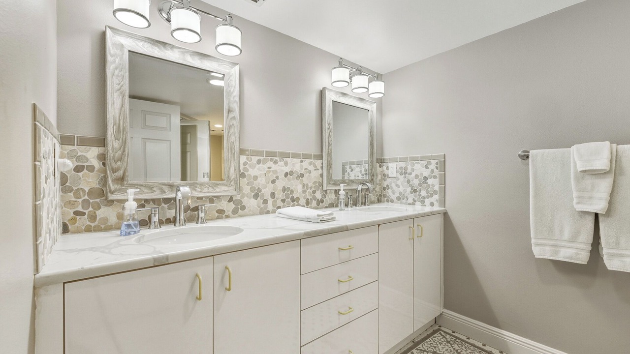 Photo of Bathroom in Bethune Beach