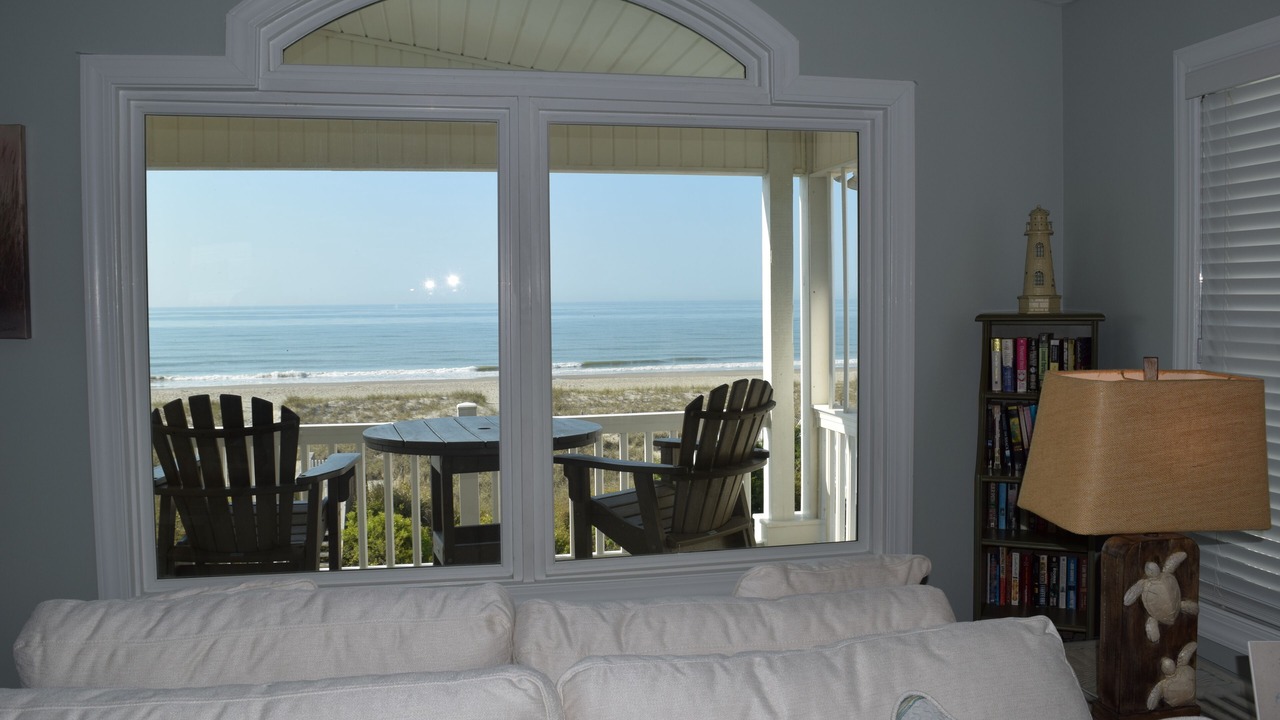 Photo of Livingroom in Holden Beach