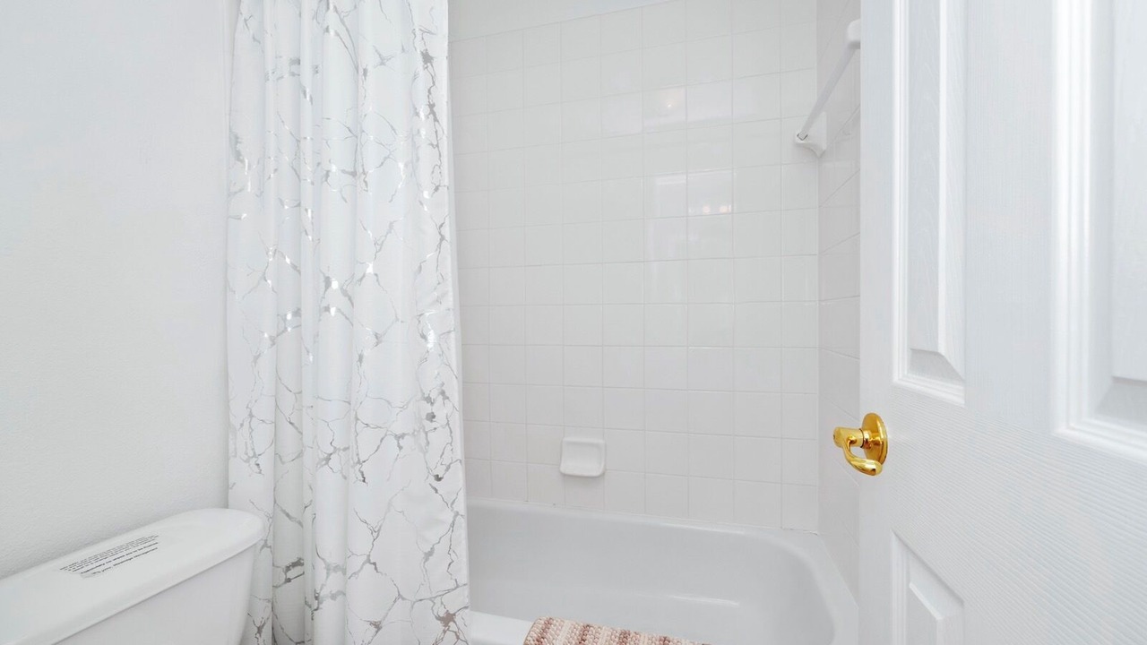 Photo of Bathroom in Highgate Park