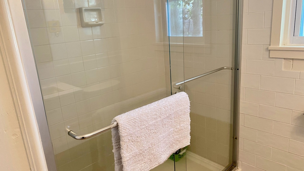 Photo of Bathroom in Longbeach Village
