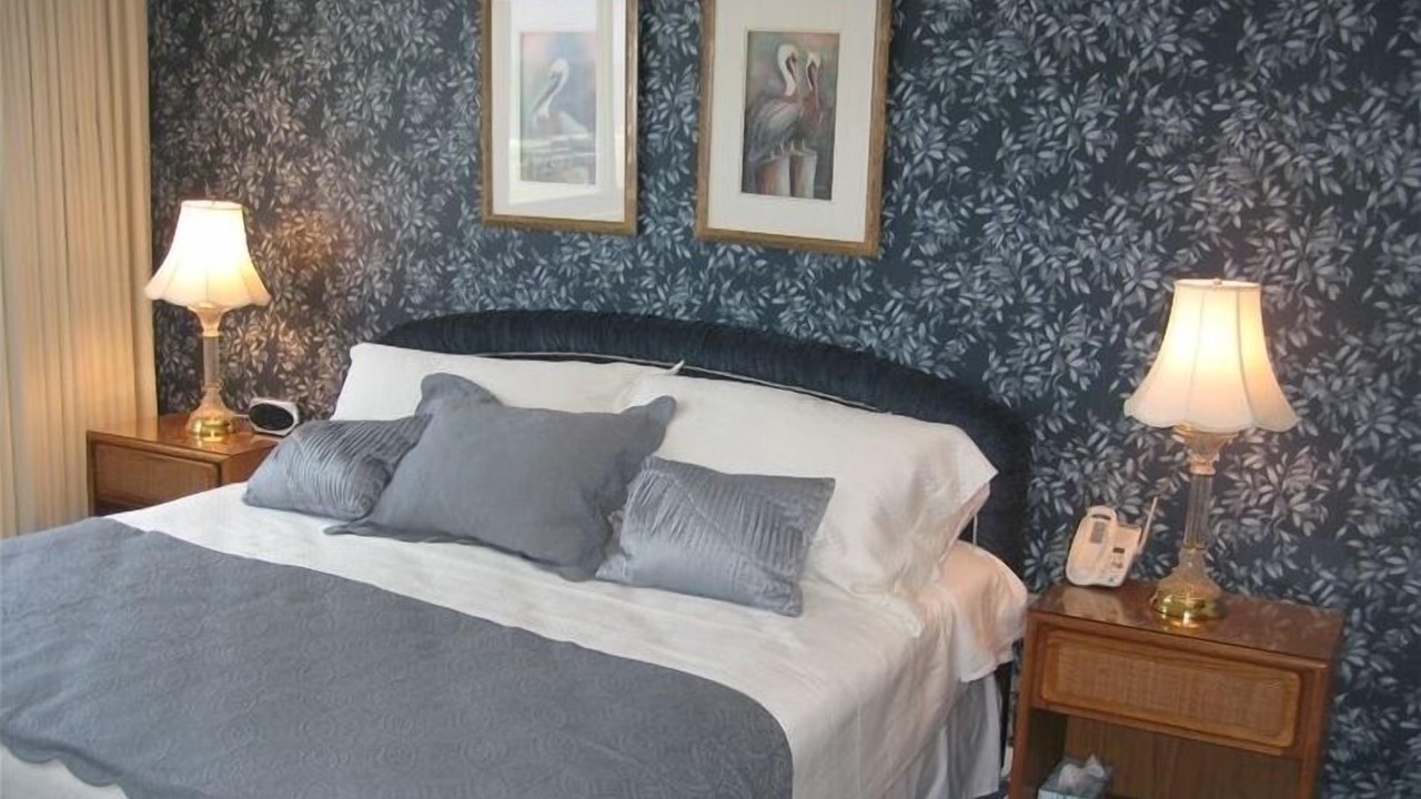 Photo of Bedroom in Crescent Beach