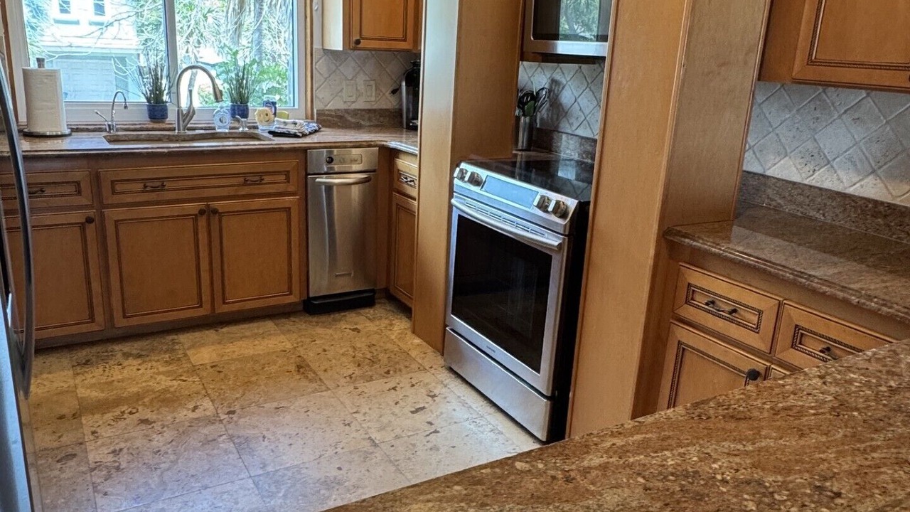 Photo of Kitchen in Sunset Beach