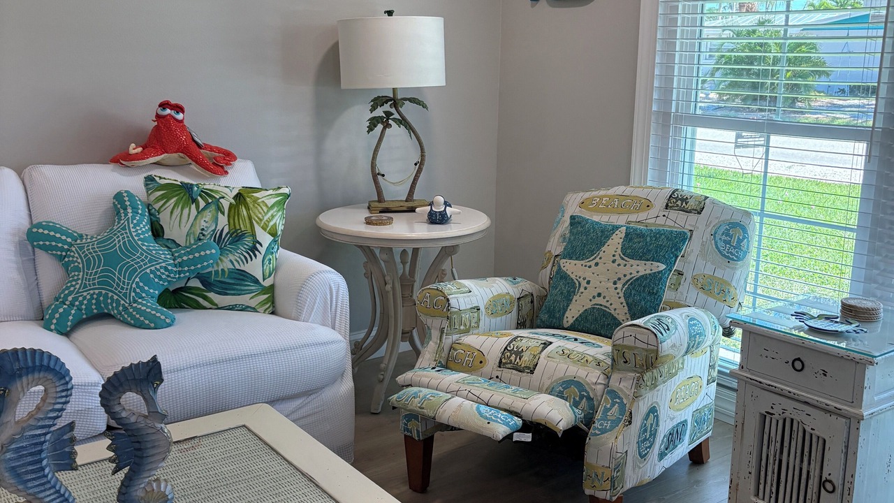 Photo of Livingroom in Holmes Beach