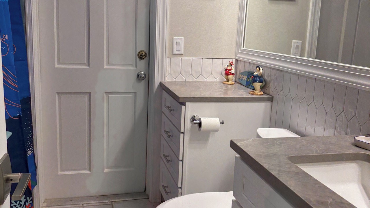 Photo of Bathroom in Holmes Beach