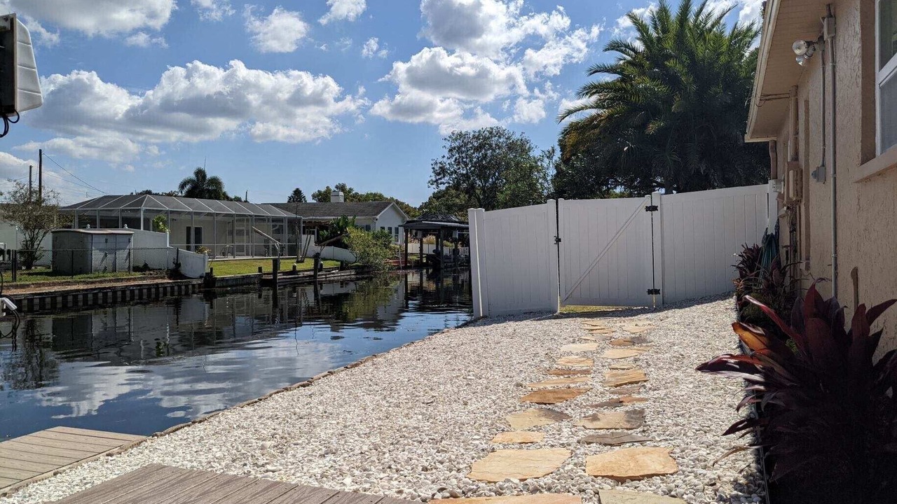 Photo of Outdoor in Lake Shore Estates