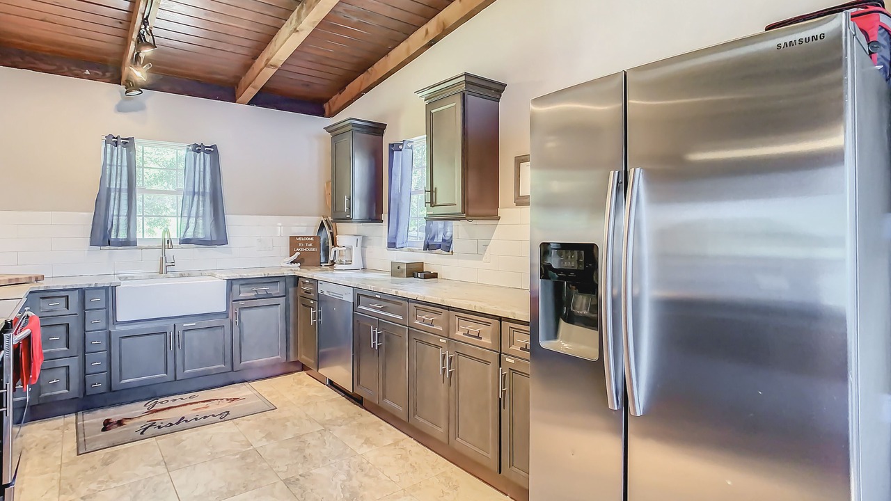 Photo of Kitchen in Dade City