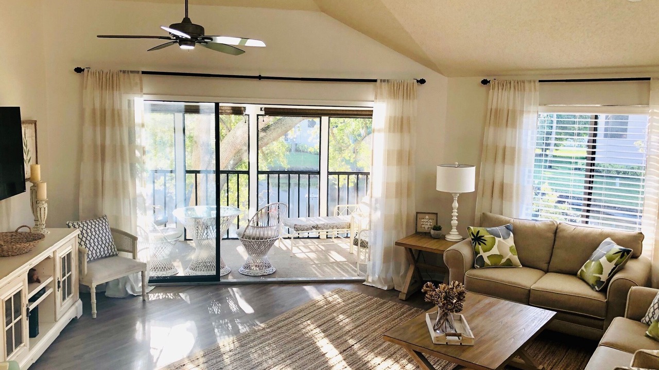 Photo of Bedroom in Trailer Estates