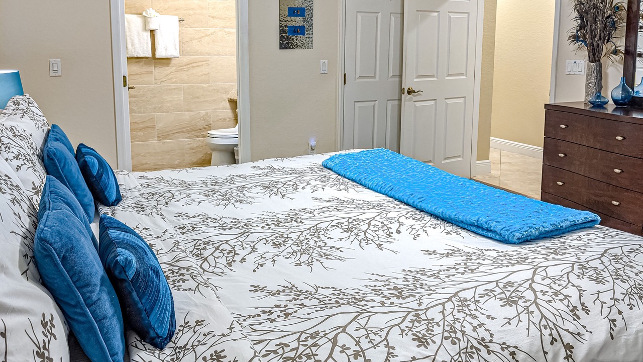 Photo of Bedroom in Independence Square