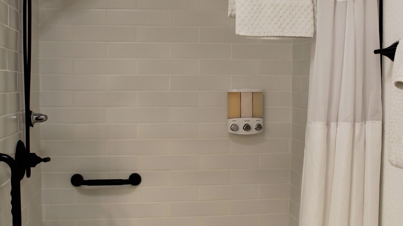 Photo of Bathroom in Bay Esplanade