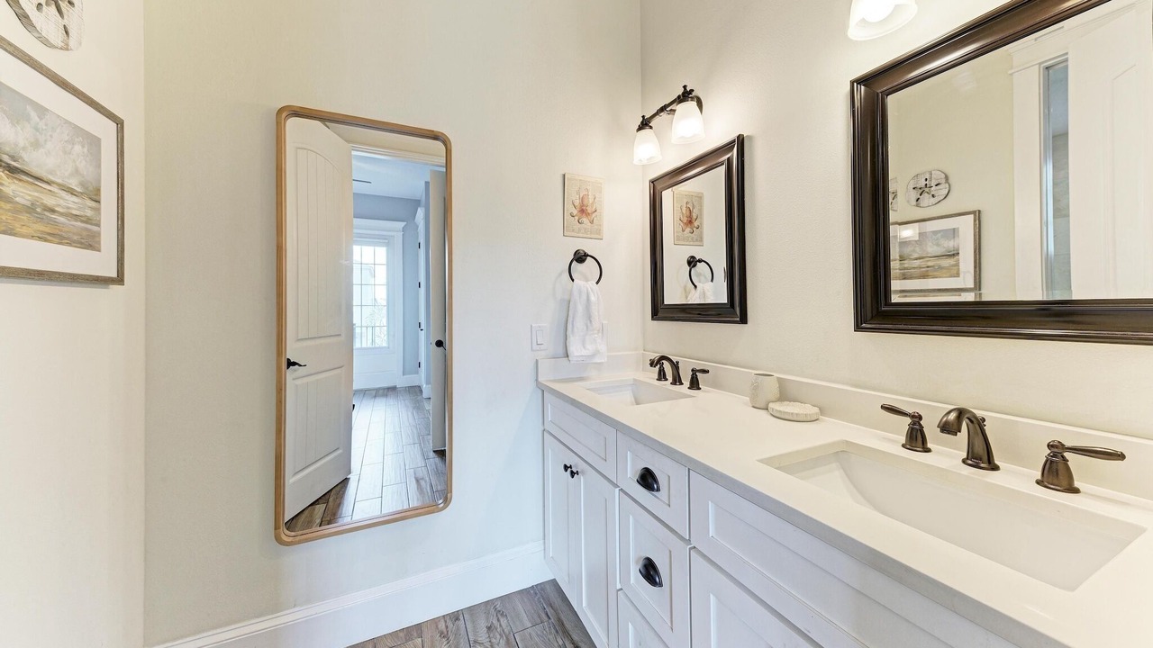 Photo of Bathroom in Holmes Beach