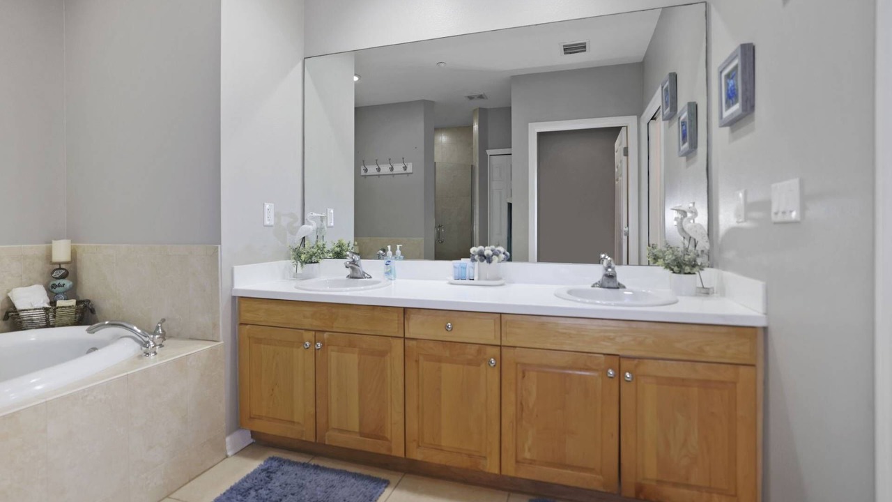Photo of Bathroom in Clearwater Beach