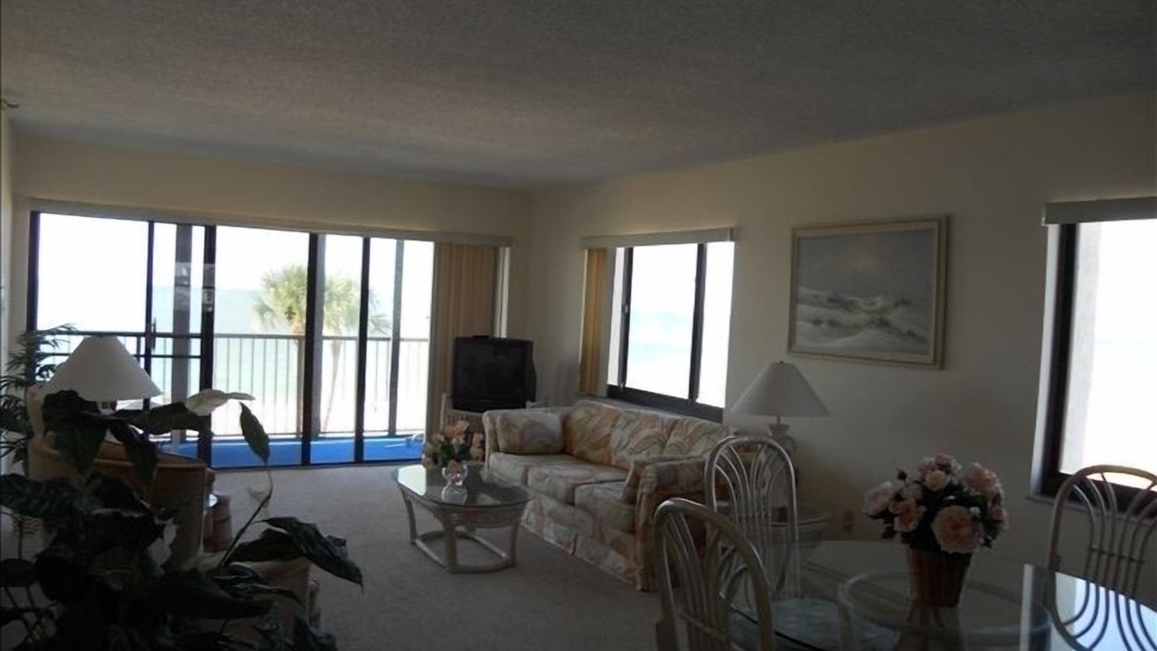 Photo of Livingroom in Madeira Beach