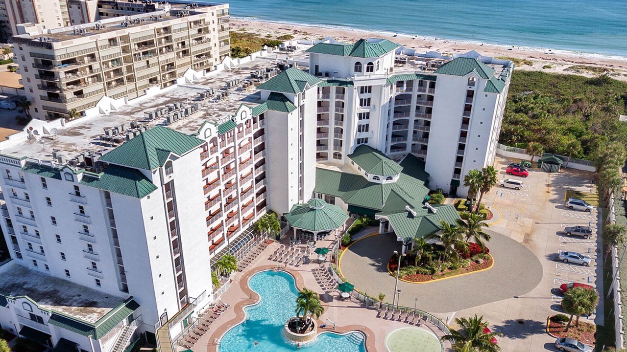 Photo of Others in Cocoa Isles