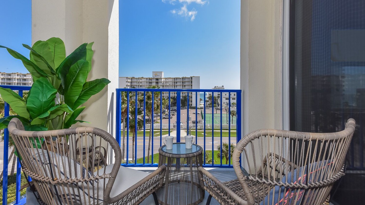 Photo of Patio Balcony in New Smyrna Beach