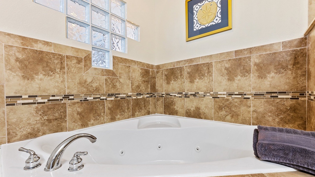 Photo of Bathroom in New Smyrna Beach