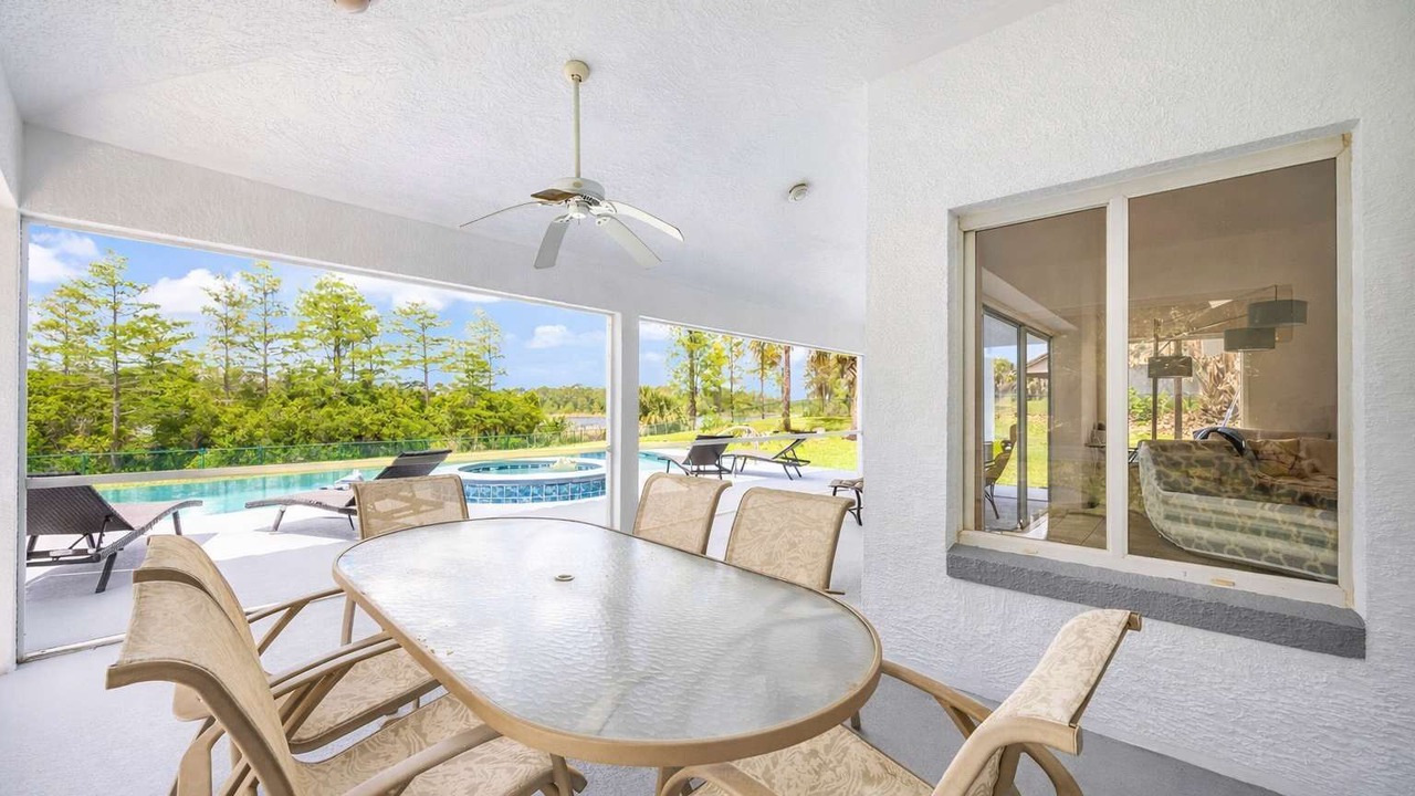 Photo of Outdoor in Groveland