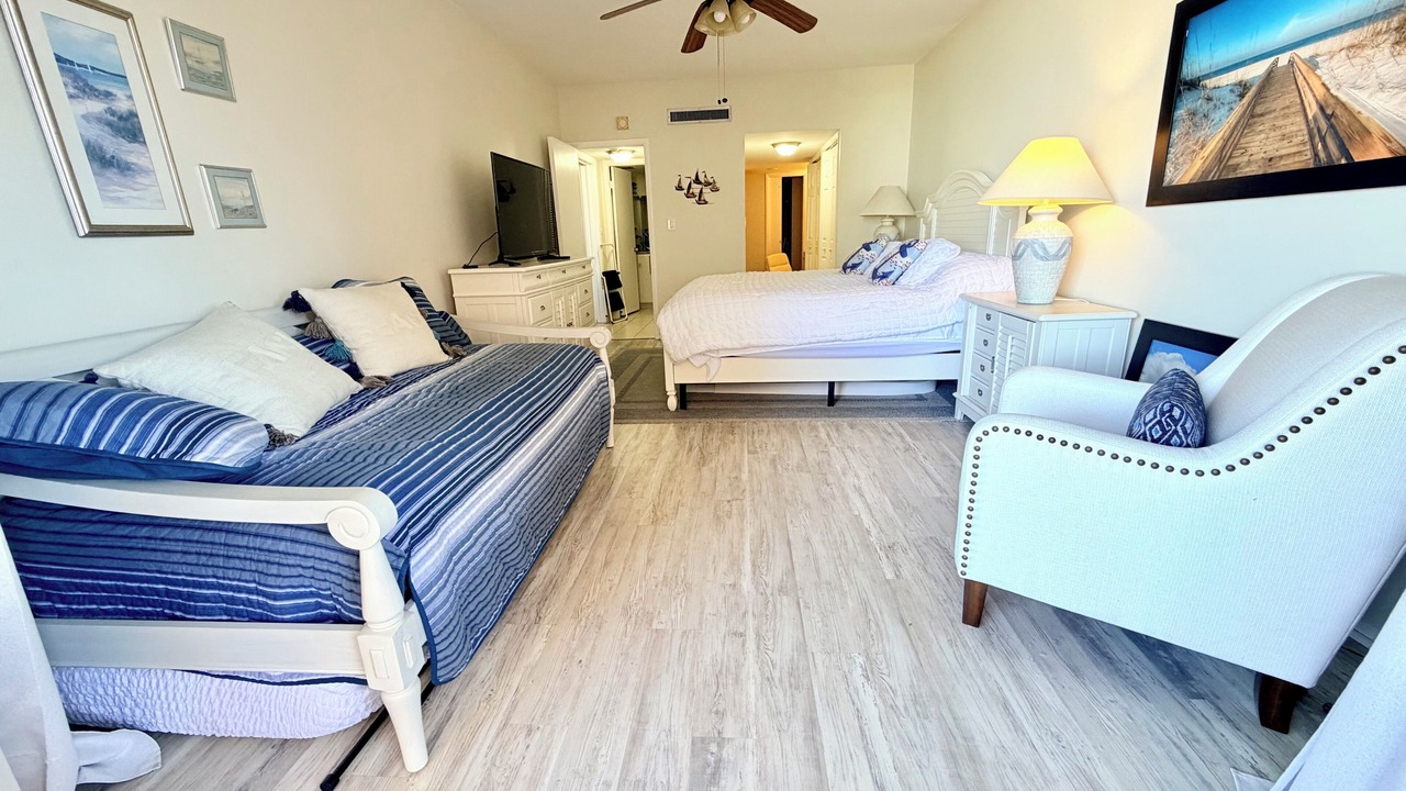 Photo of Bedroom in Redington Shores