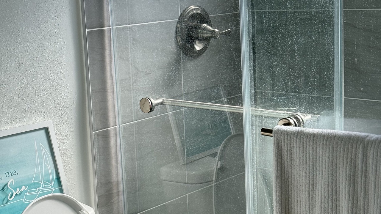 Photo of Bathroom in Seminole
