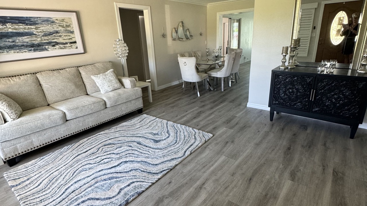 Photo of Livingroom in Seminole