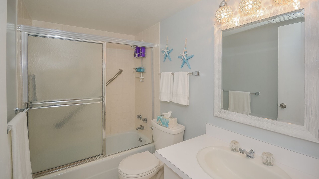 Photo of Bathroom in New Smyrna Beach