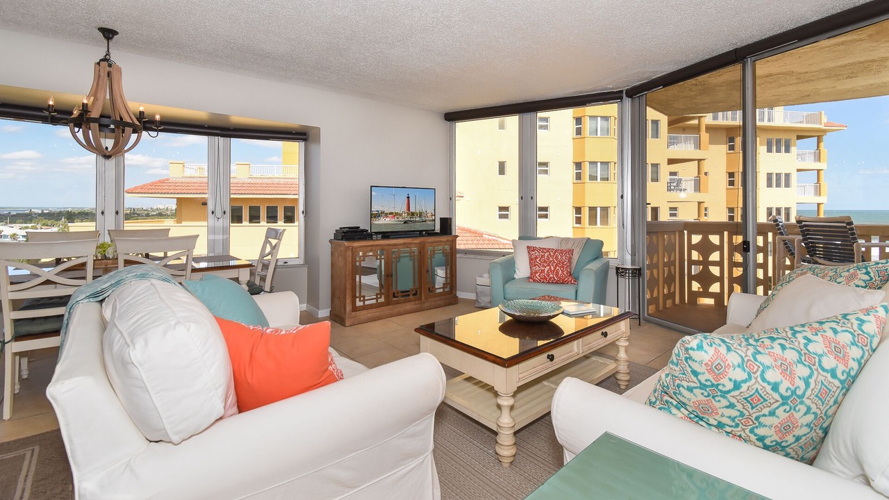 Photo of Livingroom in New Smyrna Beach