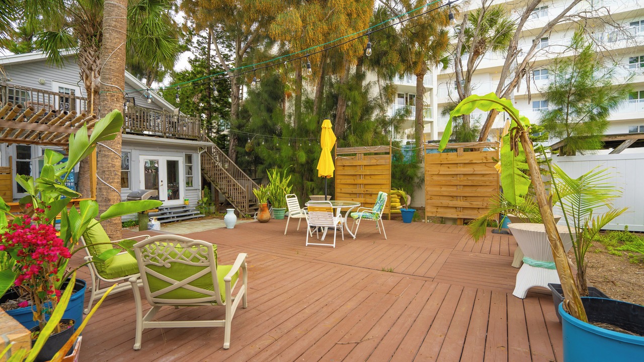 Photo of Patio Balcony in Treasure Island