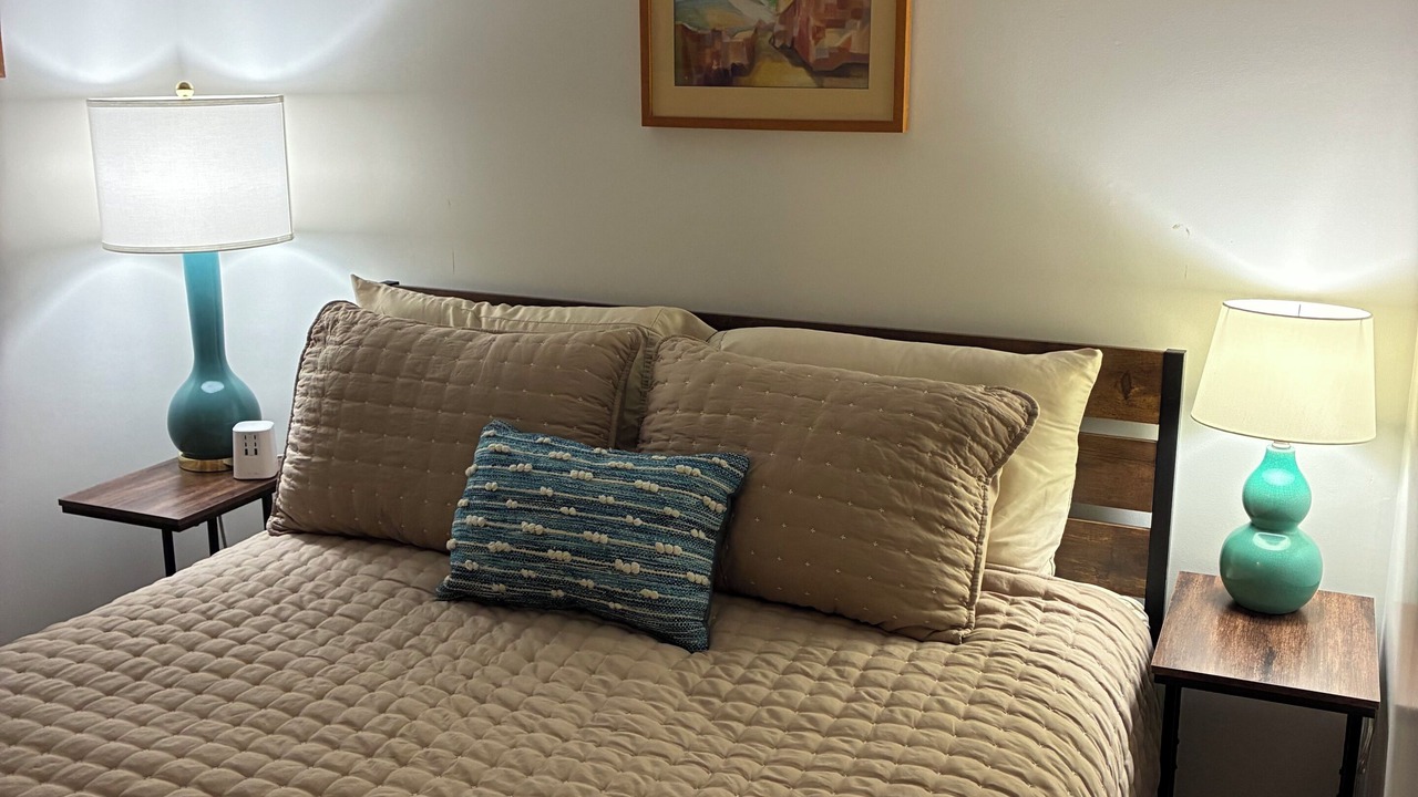 Photo of Bedroom in Black Mountain