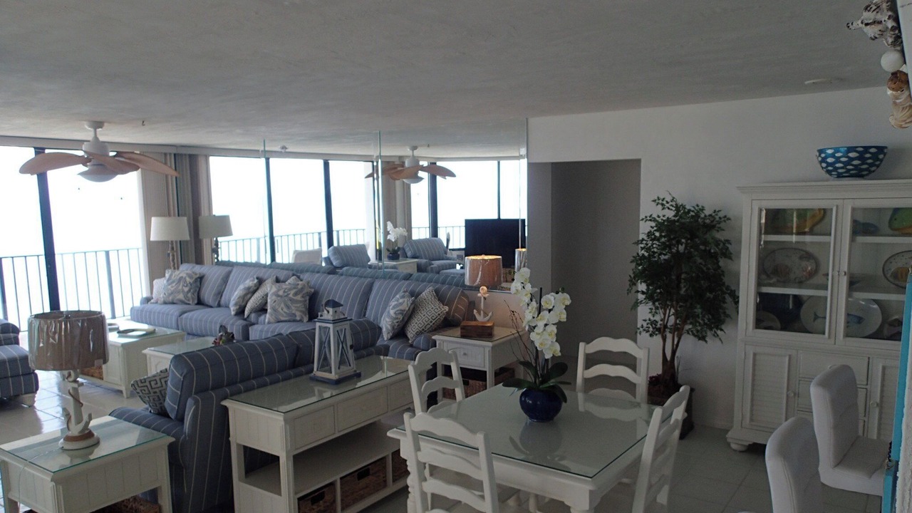 Photo of Livingroom in Daytona Beach Shores