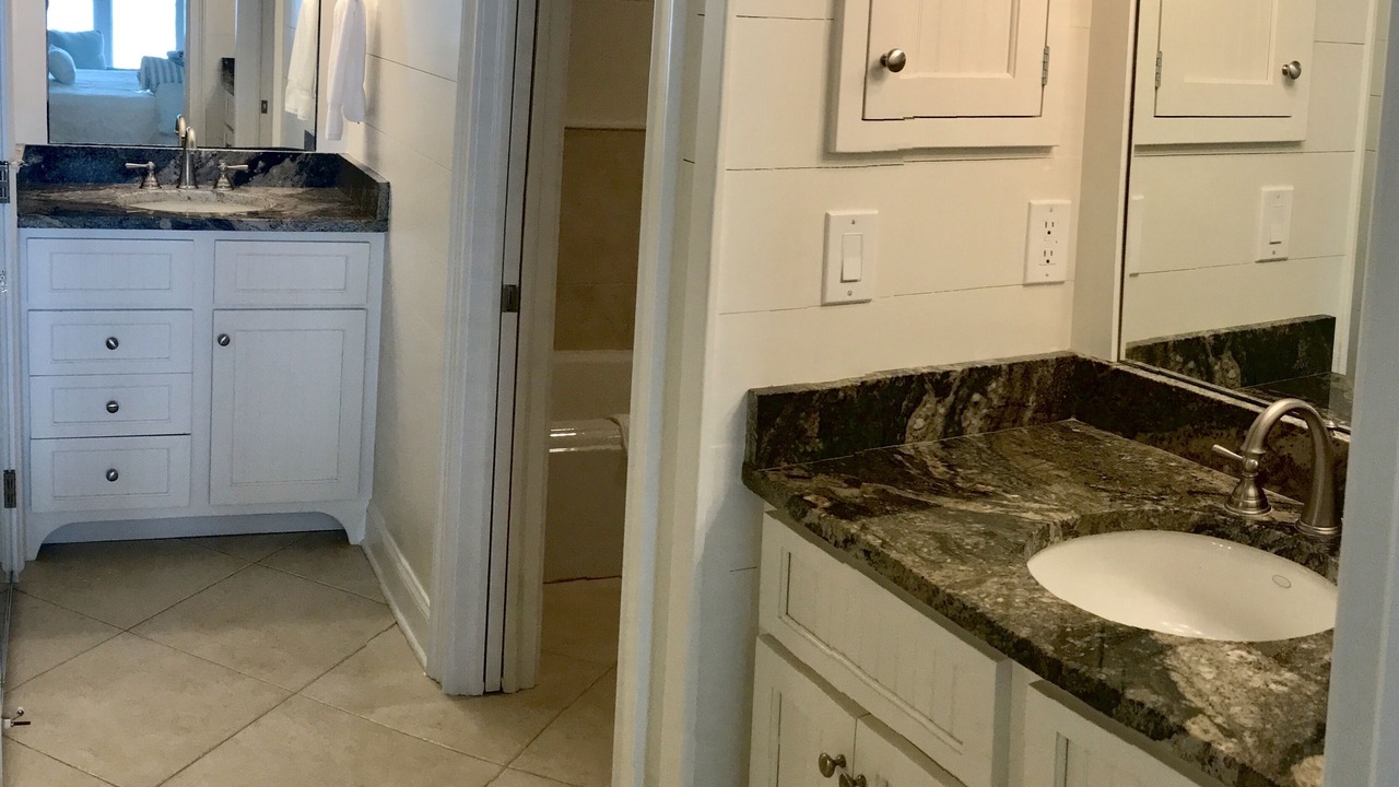 Photo of Bathroom in Sawgrass