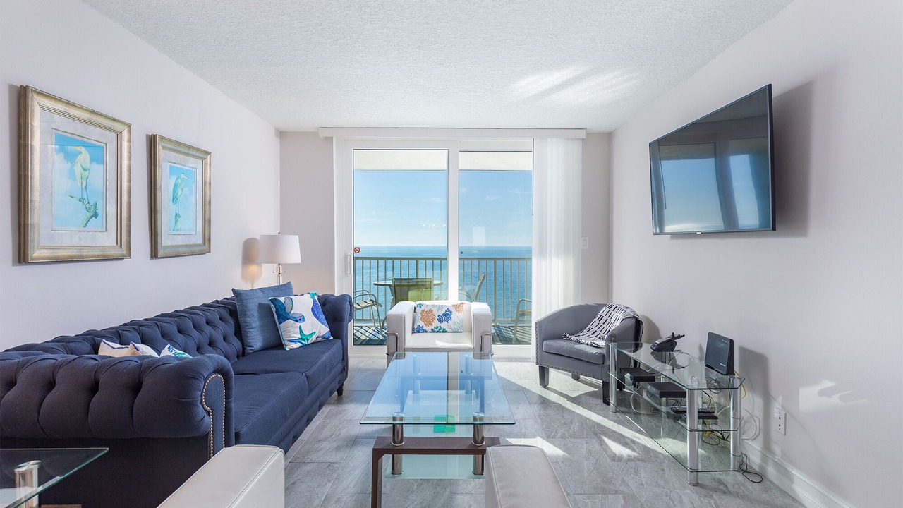 Photo of Livingroom in Indian Shores