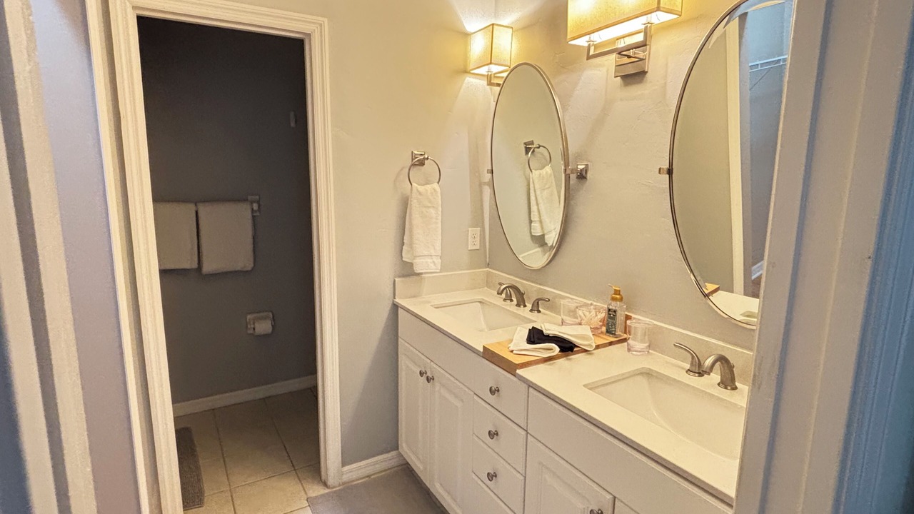 Photo of Bathroom in Haile Plantation