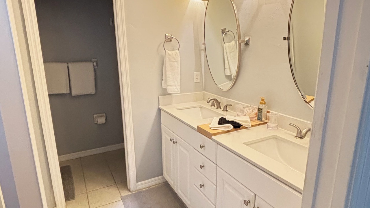 Photo of Bathroom in Haile Plantation