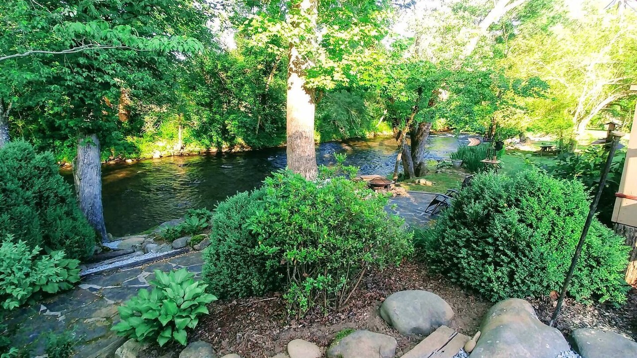 Photo of Others in Bryson City