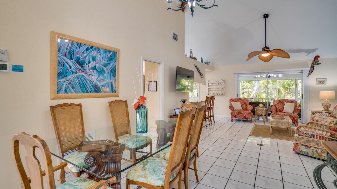 Photo of Livingroom in Holmes Beach