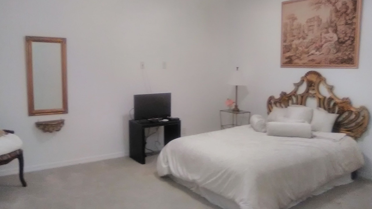 Photo of Bedroom in Reddick