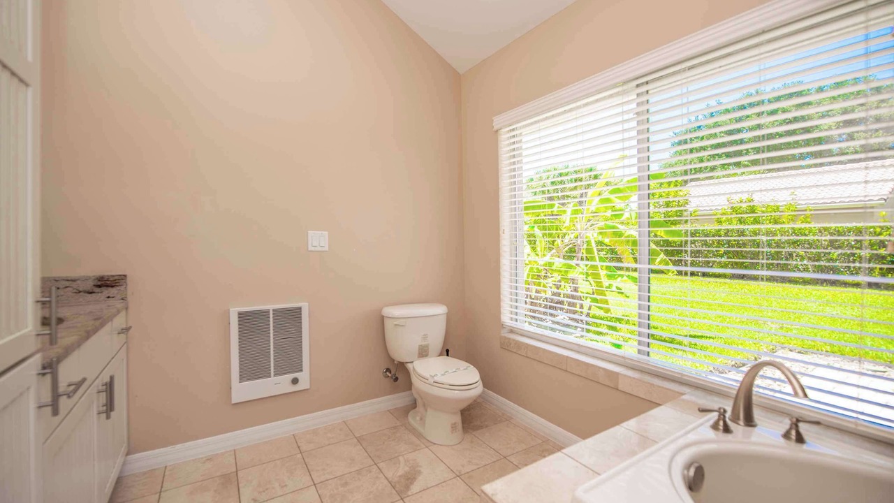 Photo of Bathroom in Groveland