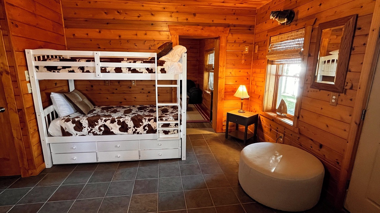Photo of Bedroom in Leesville