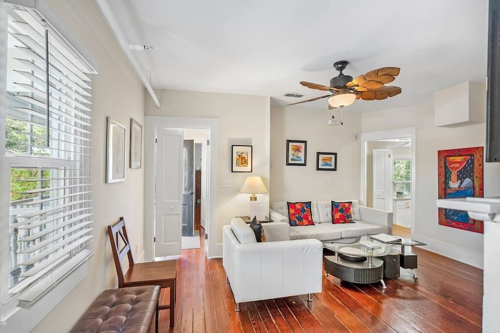 Photo of Livingroom in Downtown Historic District