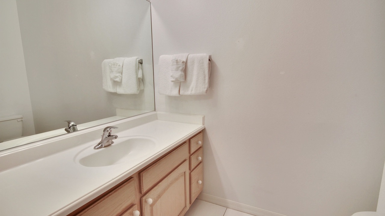 Photo of Bathroom in Treasure Island